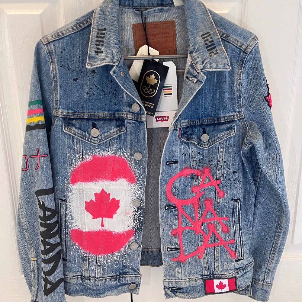 2020 TEAM CANADA Tokyo Olympics - LEVI'S JEAN JACKET XS Women